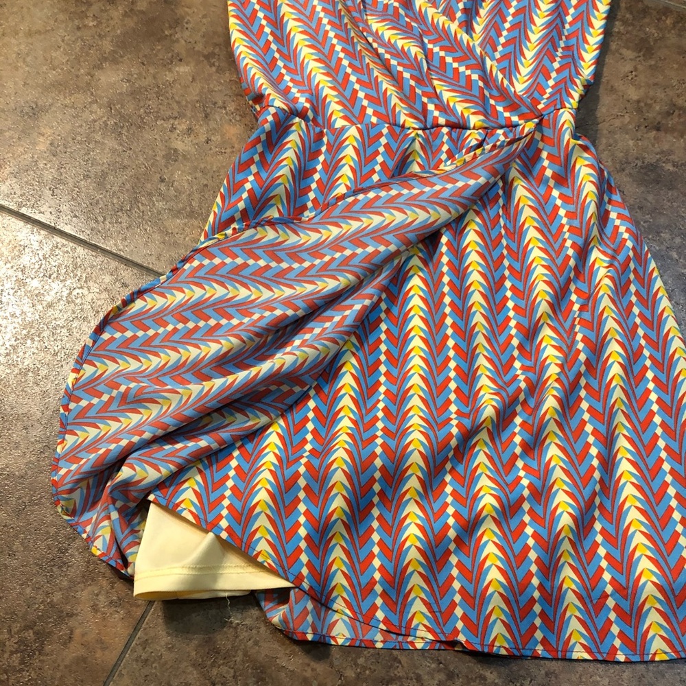 Kieu’s Dress‎ Size S - Picture 3 of 5